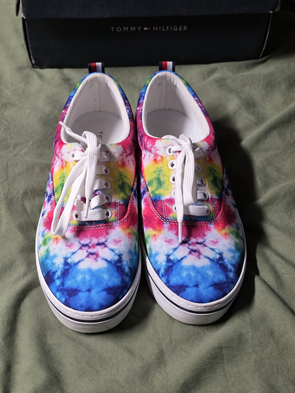 Tommy Hilfiger Mens Tie-Dye Canvas Sneakers - Mens 9/Womens 10.5